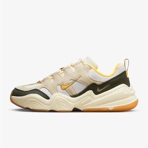 nike tech hera shoes